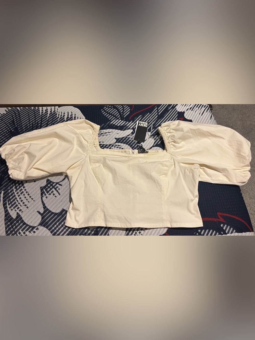DKNY Cream Square-Neck Puff Sleeve Crop Top